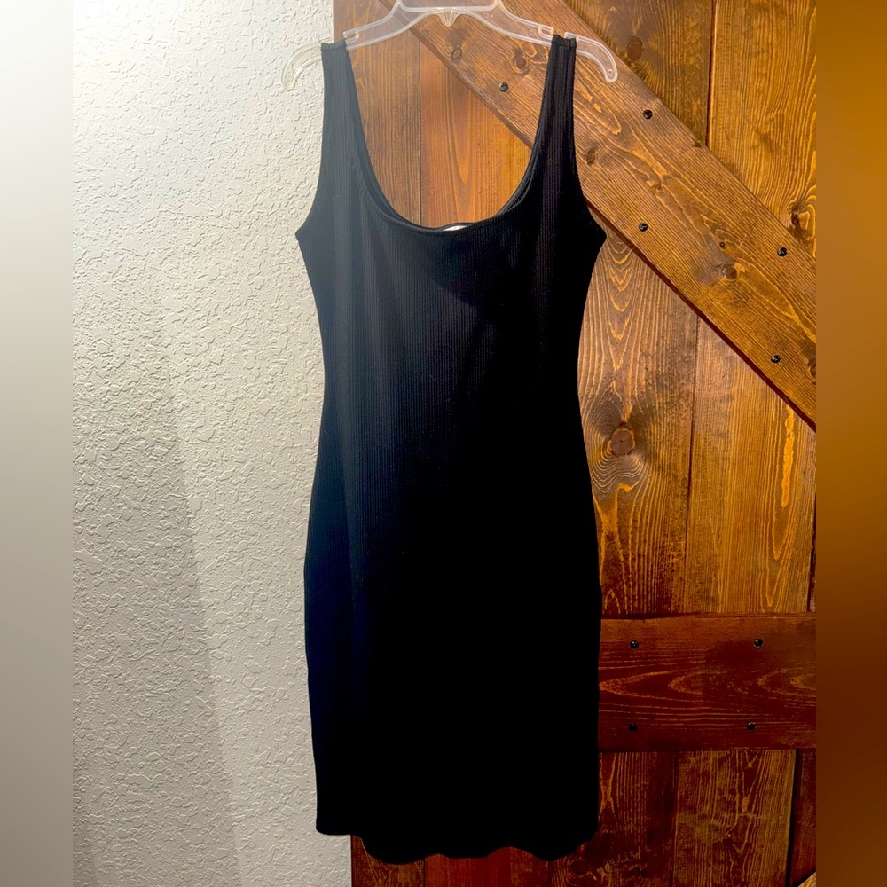 Chic Black Dress